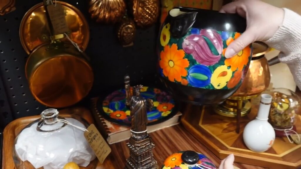 St. Charles Antique Mall in St. Charles