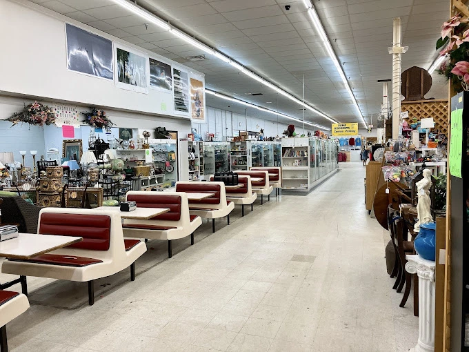 Inner of Albama store