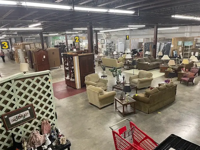  Gardendale Flea Mall 3