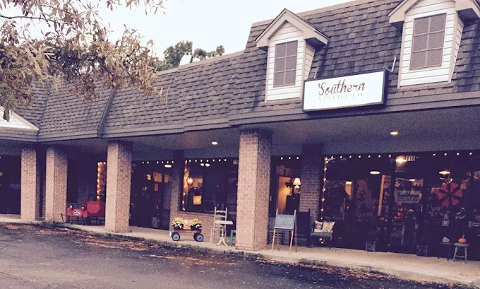 Southern Vintage Co storefront exterior at Quail Ridge Shops in Bartlett, Tennessee