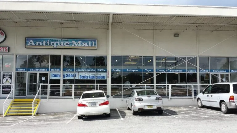 Interior of Virginia Beach Antique Mall on Bonney Road showing vintage furniture, coastal décor, and antique collectibles inside Loehmann’s Plaza.
